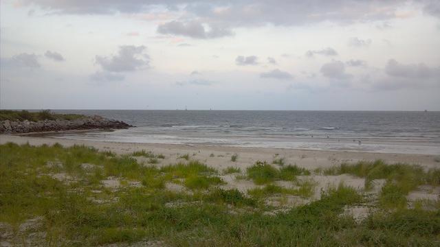 2011-08-04 19-35-50 128