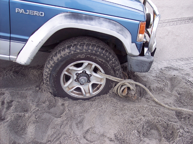 stuck pajero
